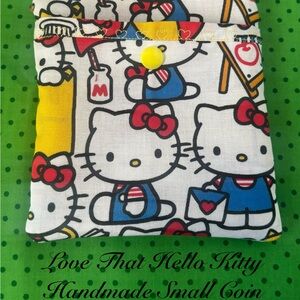 NEW LOVE THAT HELLO KITTY HANDMADE COIN PURSE WITH 2 POCKETS